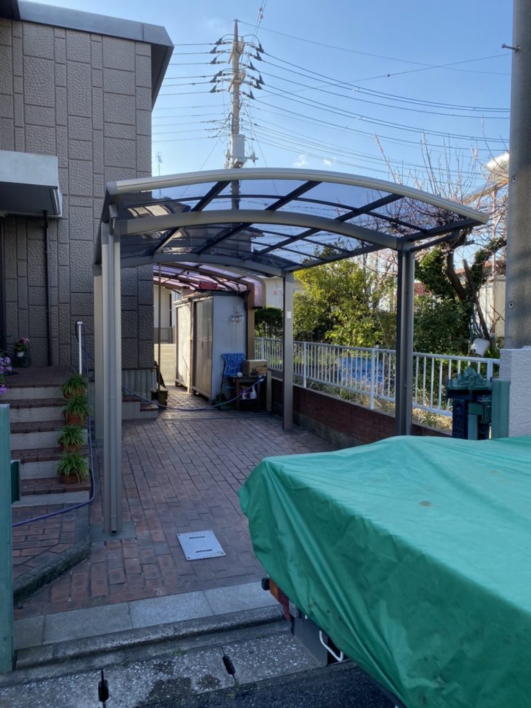 千葉県Ⅰ市　ｶｰﾎﾟｰﾄ新規、２Fﾃﾗｽ屋根張り替え工事